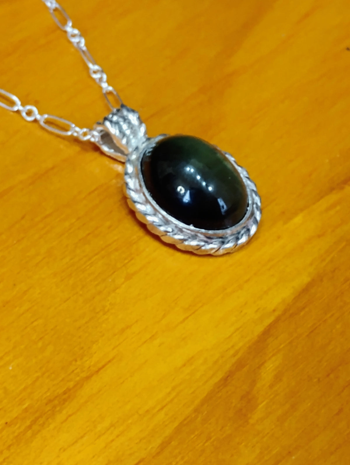 Dark green Cat's Eye pendant