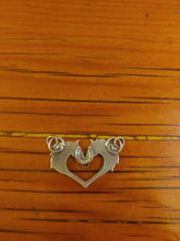Load image into Gallery viewer, Horse heart w/ cz