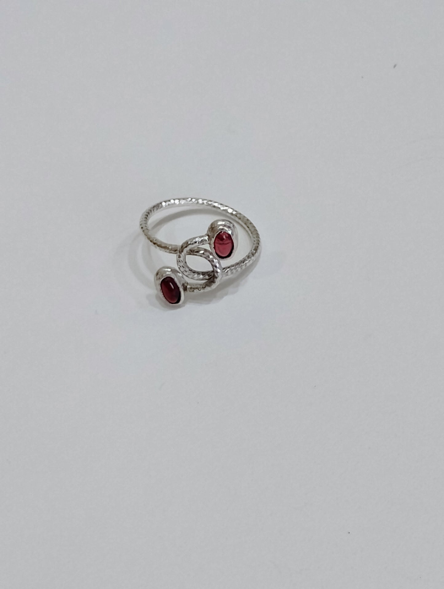 Garnet S ring