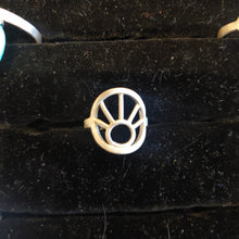 Load image into Gallery viewer, Sunburst, Sterling Silver Ring