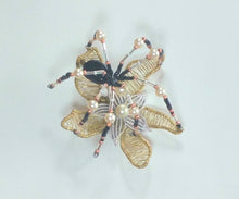 Load image into Gallery viewer, Pearl Spider Broach
