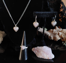 Load image into Gallery viewer, Rose-quartz pendant necklace