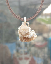 Load image into Gallery viewer, Crystal Pendant Necklace