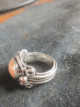 Load image into Gallery viewer, Renaissance Style Peach Agate Ring