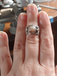 Renaissance Style Peach Agate Ring
