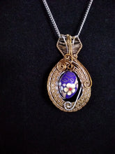 Load image into Gallery viewer, Blue bead pendant